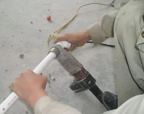 龙圩漏水维修电话